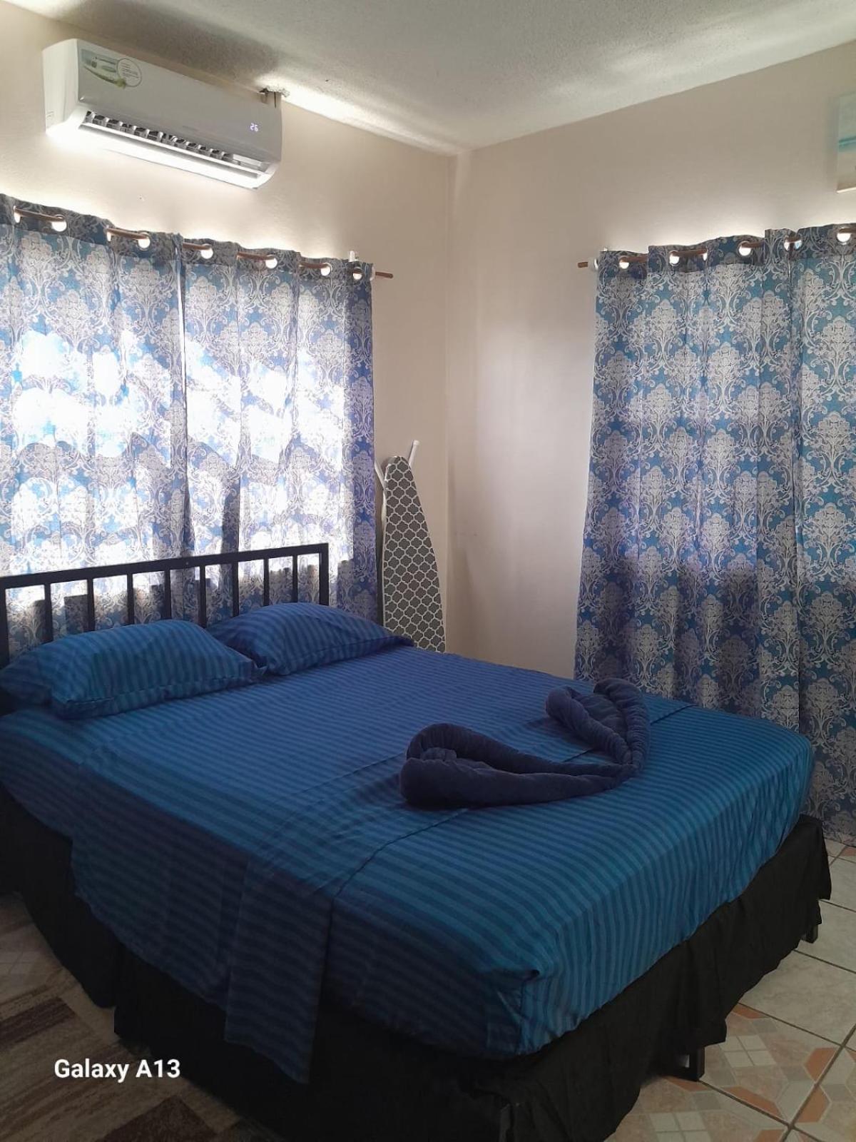 Beverley'S Guest House, Nevis Ngoại thất bức ảnh